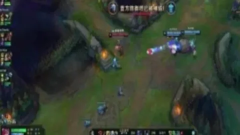 西蒙斯断球快攻，哈滕传球扣篮得分