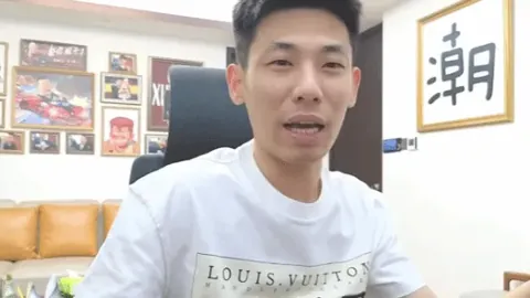 阿尔瓦雷斯与恩佐复制劳塔罗进球庆祝，喜讯共享